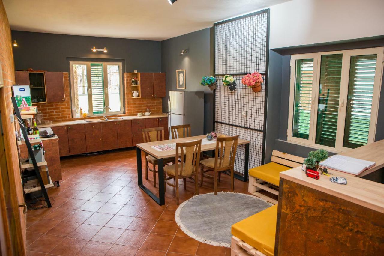 Our Way Guest House & Hostel Shkodër 外观 照片