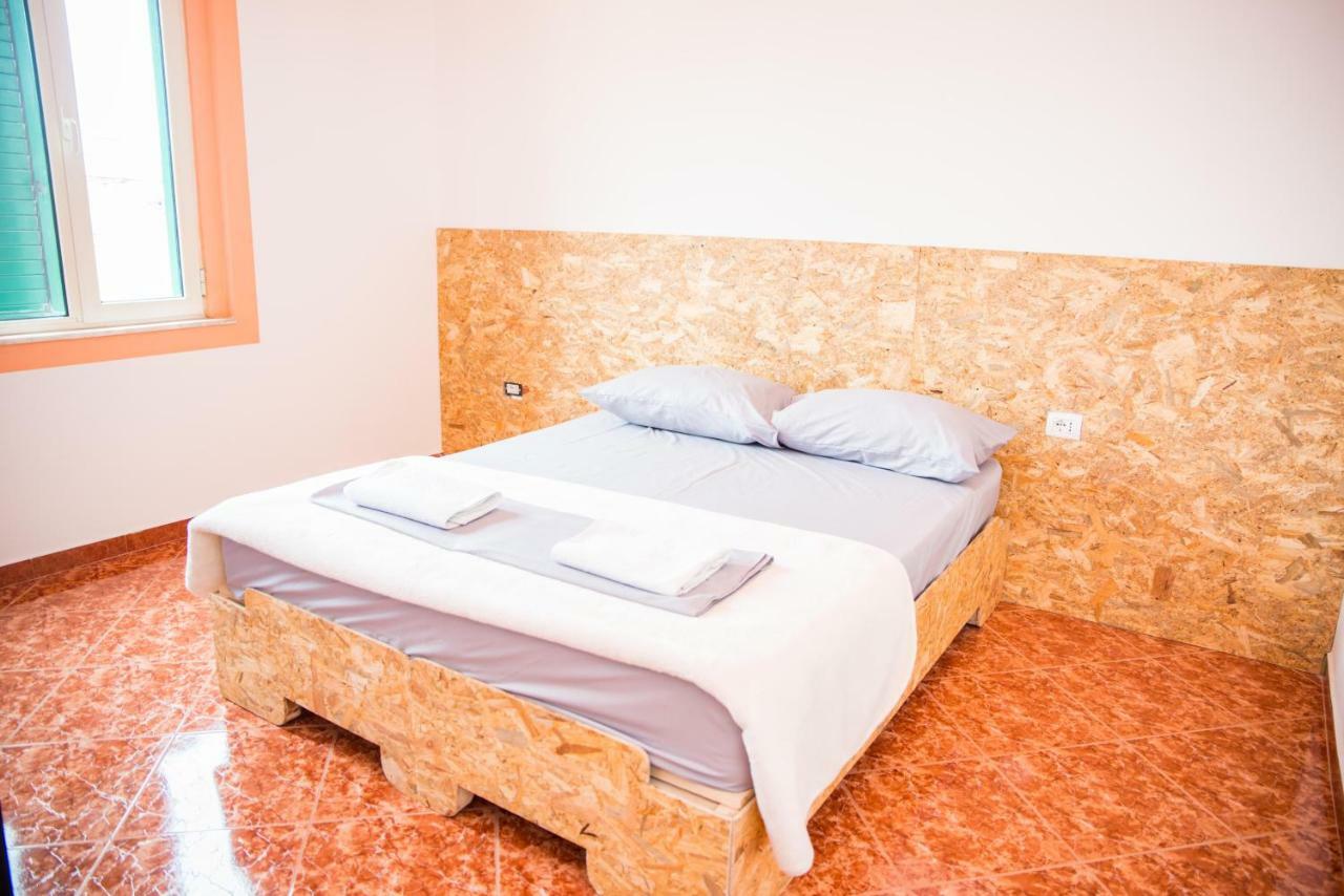 Our Way Guest House & Hostel Shkodër 外观 照片