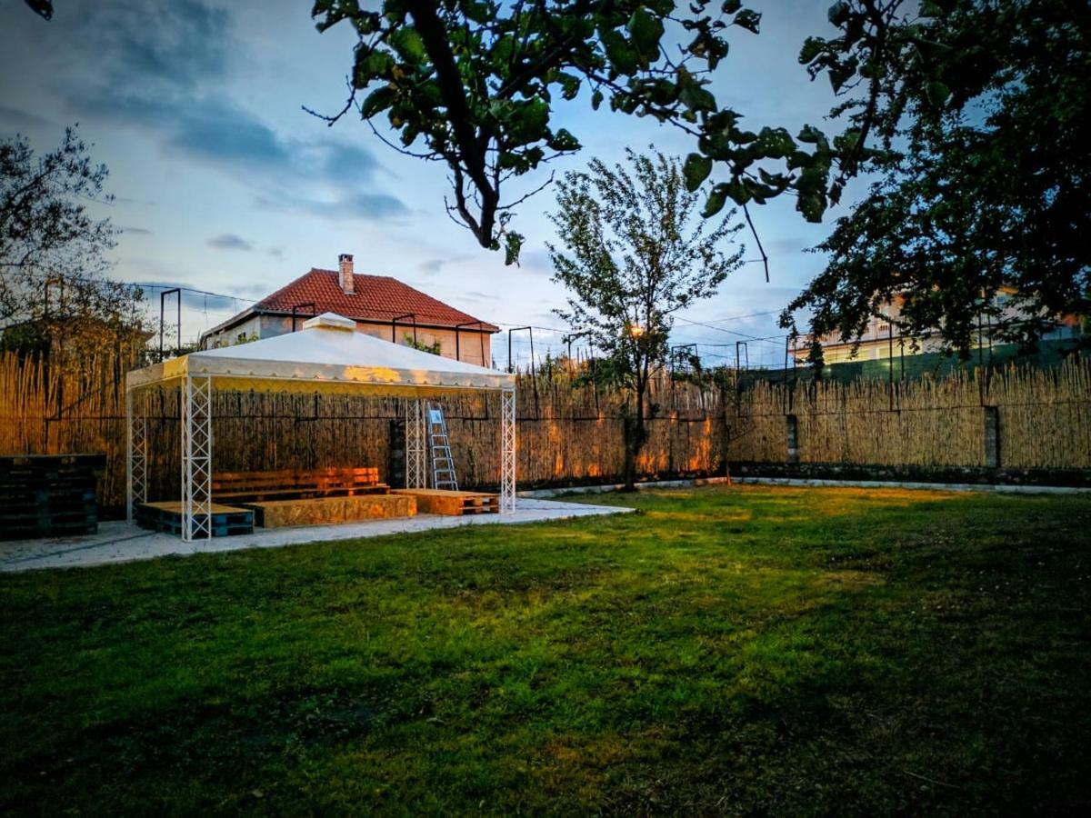 Our Way Guest House & Hostel Shkodër 外观 照片